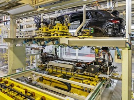 autoweek.cz - Nedostatek čipů zasahuje ekonomiku ČR