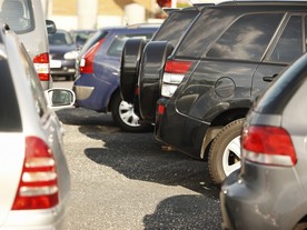 autoweek.cz - Nepravdivé údaje u více než poloviny inzerovaných ojetin