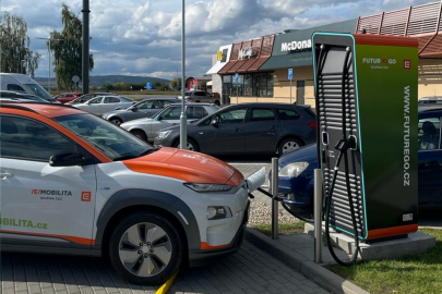 ČEZ ultrafast McDonalds Unčovice D35 253. km