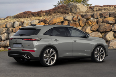 DS 7 E-Tense 4×4 360