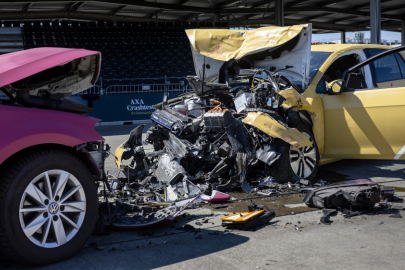 AXA crash test 2022 - Volkswagen e-Golf a Golf VII