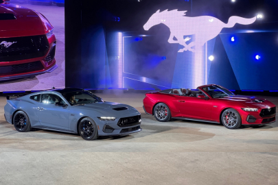 2024 Ford Mustang Coupe a Convertible