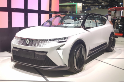 The Future is Here: Renault Scenic Vision