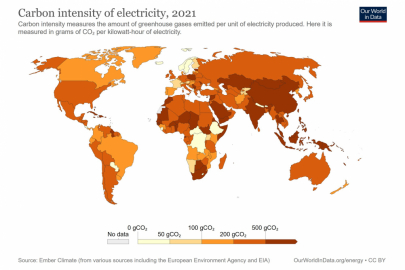 Emise CO2 na vyrobenou 1 kWh v roce 2021