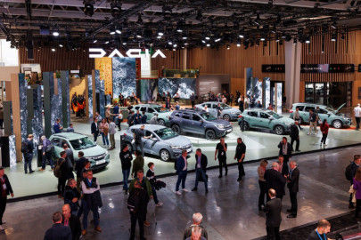 Mondial de l'auto Dacia