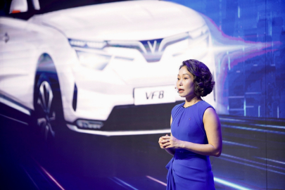 Madam Le Thi Thu Thuy