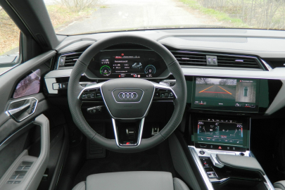 Audi Q8 55 e-tron SUV