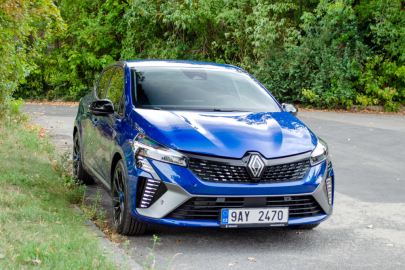 Renault Clio Esprit Alpine E-Tech full hybrid 145