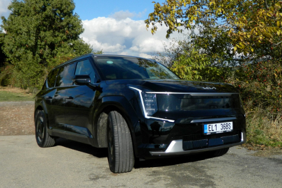 Kia EV9 Earth
