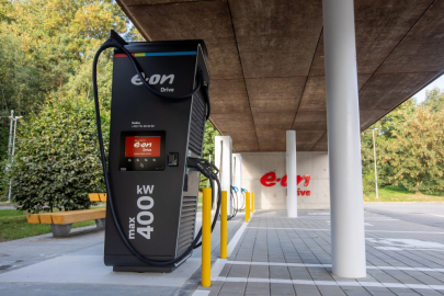 Nabíjecí stanice E.on s výkonem 400 kW