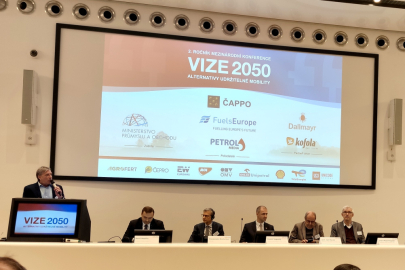 René Neděla (MPO), Alessandro Bartelloni (FuelsEurope), Daniel Vagaský (ČAPPO), Jan Macek (ČVUT) a Milan Pospíšil (VŠCHT)