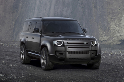Land Rover Defender 24MY 130 V8