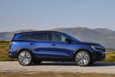 Renault Espace E-Tech full hybrid 200