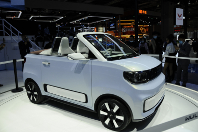 Wuling Hongguang mini EV cabrio