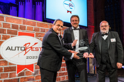 Cenu CompanyBest 2023 převzal představitel Dacie pro marketing, prodej a provoz Xavier Martinet