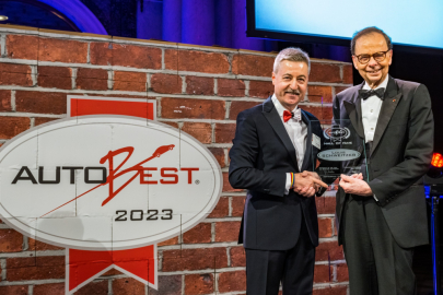 Louis Schweitzer byl uveden do Síně slávy AutoBestu mezi legendární osobnosti automobilového průmyslu