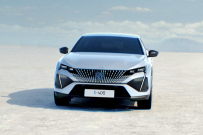 Peugeot e-408