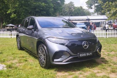 Legendy 2024 Mercedes-Maybach EQS SUV