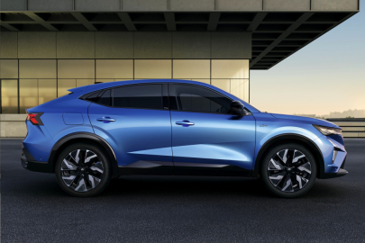 Renault Rafale E-Tech full hybrid