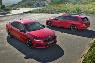 Škoda Superb Sportline a Superb Combi Sportline
