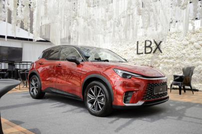 Lexus LBX