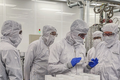 Představitelé PowerCo and Volkswagen Group v laboratořích QuantumScape v San Jose, Kalifornie