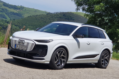 Audi Q6 e-tron quattro