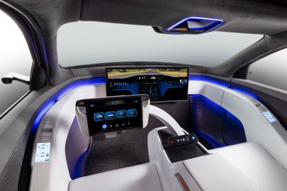 Yangfeng EVI interior concept in drive mode