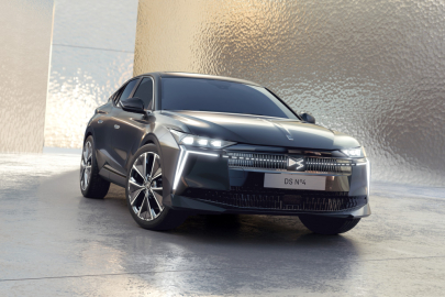 DS Automobiles N°4