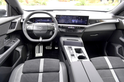 Opel Grandland Electric AWD