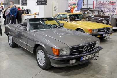 Loňský exponát Mercedes-Benz SL 300