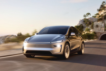 Tesla Model Y MY25