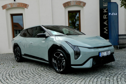 Kia EV4 Fastback