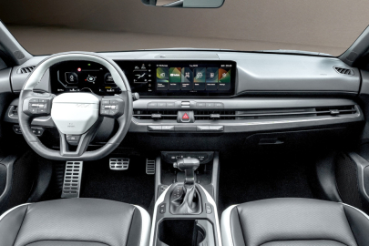 Kia K4