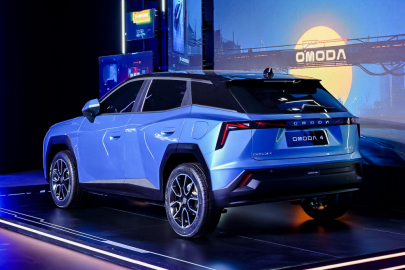 Omoda 4