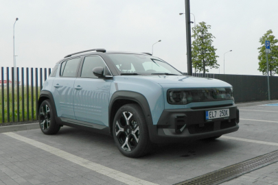 Renault 4 E-Tech elektrický
