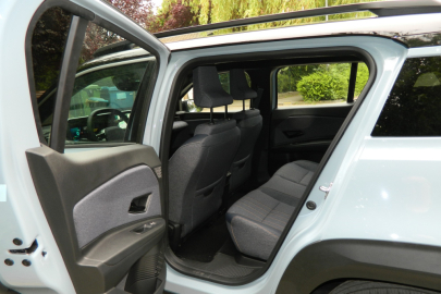 Renault 4 E-Tech elektrický
