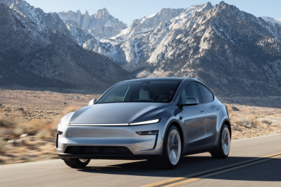 Tesla Mmodel Y MY 2025