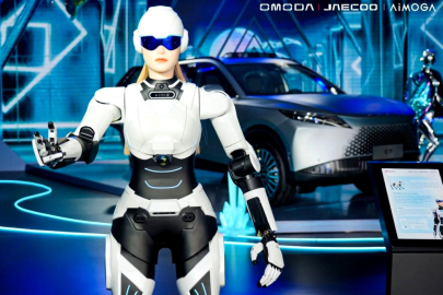 Humadoidní robot AiMOGA společnosti Chery