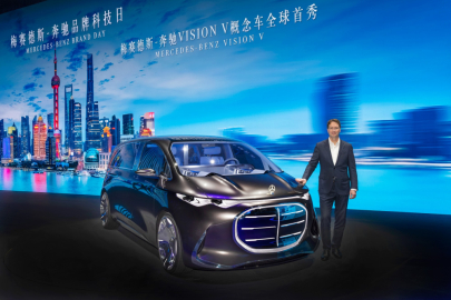 Ola Källenius představuje v Šanghaji koncept Mercedes-Benz Vision V