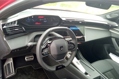 Peugeot 408