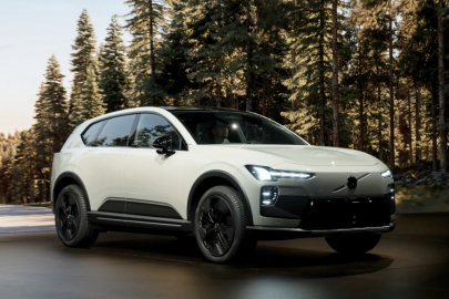 Volvo EX60 Cross Country