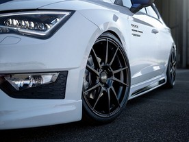 Dotz Kendo dark na Seatu Leon FR
