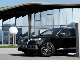 Alcar Black & Silver - AEZ Panama dark na Audi SQ7