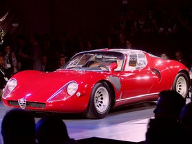 Alfa Romeo Tipo 33 Stradale v LA