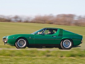 Alfa Romeo Montreal