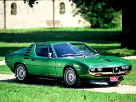 Alfa Romeo Montreal