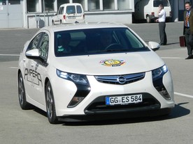 Opel Ampera