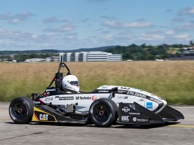 autoweek.cz - Bleskově rychlá Formule Student