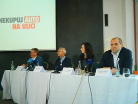 Nekupuj auto na ulici